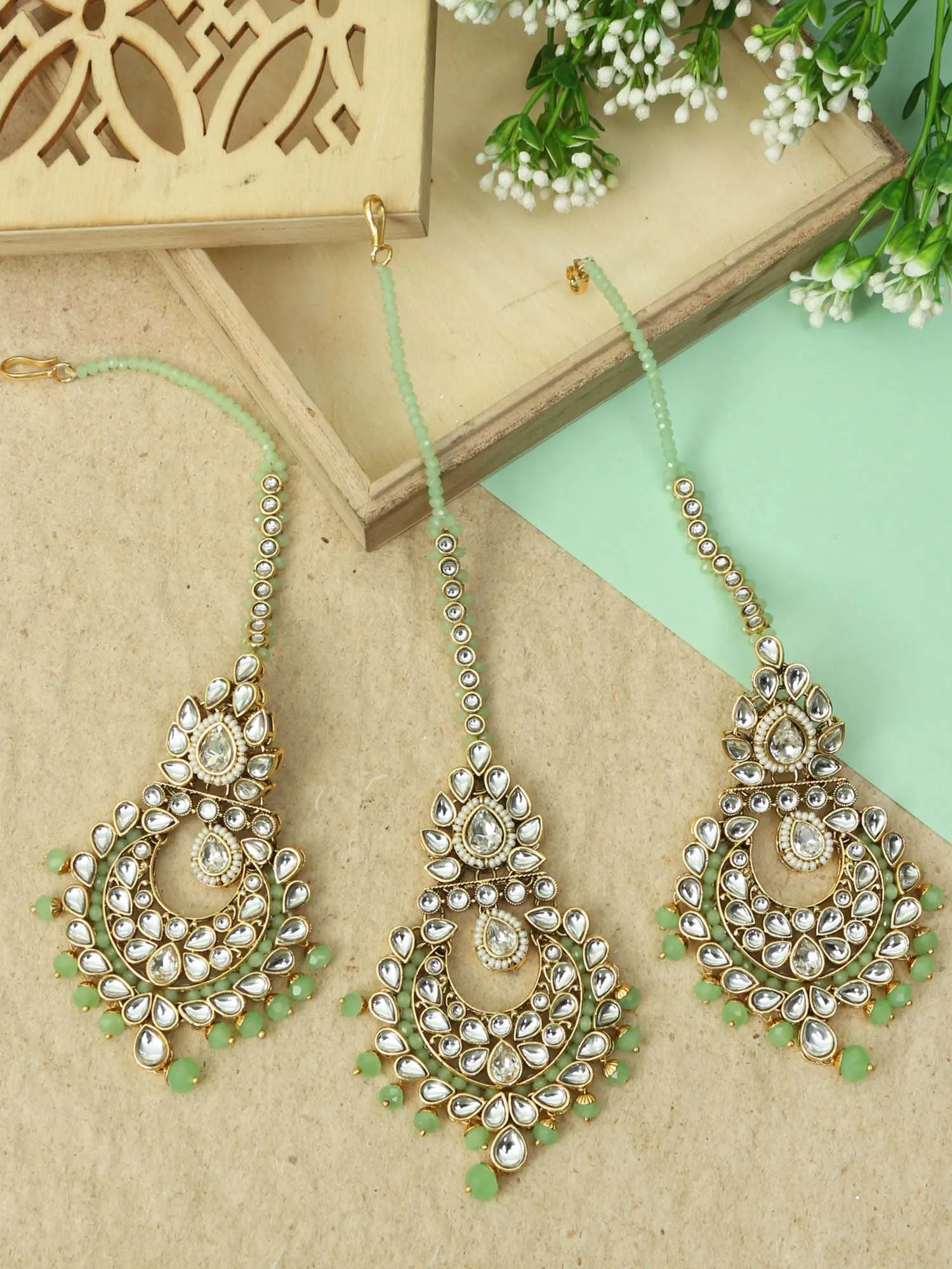 Bling Bag Mint Kanishka Maang Tikka Set