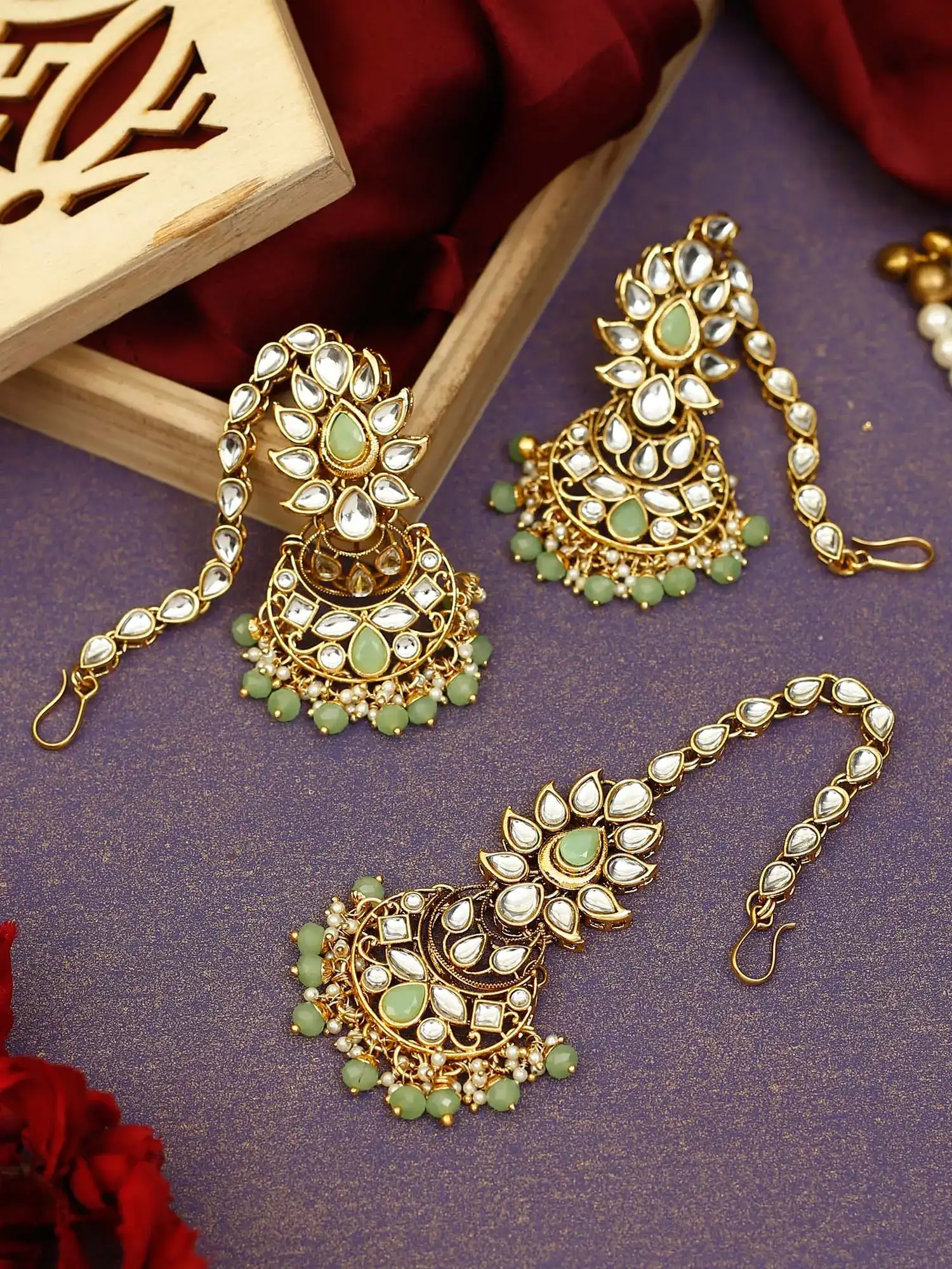 Bling Bag Minty Jaimini Maang Tikka Set