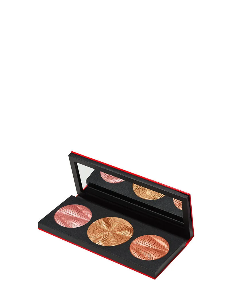 M.A.C Step Bright Up Extra Dimension Skinfinish Palette