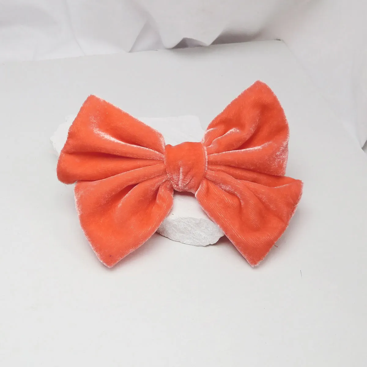 Soho Boho Studio Classic Coral Cluster Hair Bow Barrette